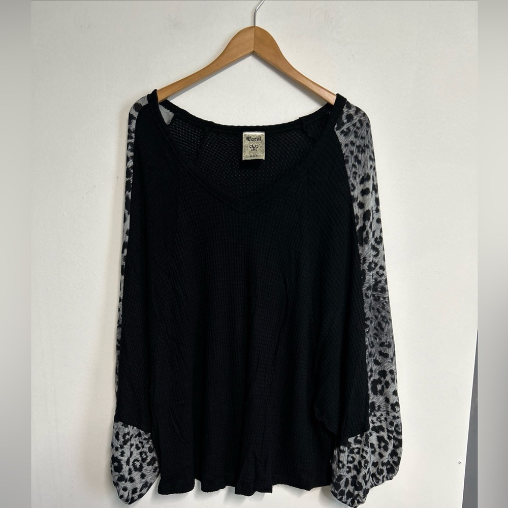 Vocal Women’s 3X Waffle Knit V Neck Top Animal‎ Print Dolman Sleeves Stretch